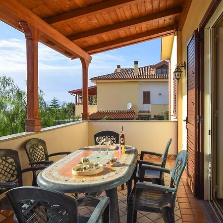 Holiday home Vittoria *