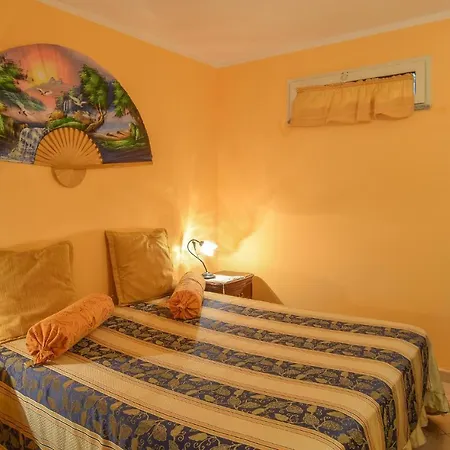 Vittoria Holiday home