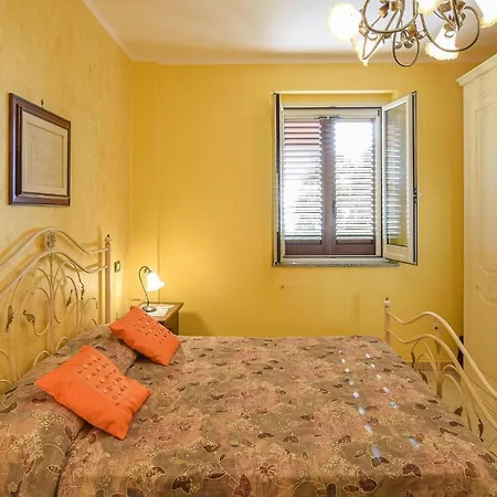Vittoria Holiday home